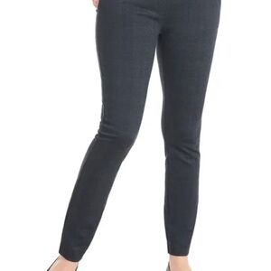 NWT Dalia women Pull-On Ponte Pant